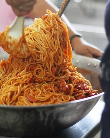 Spaghetti Bilao