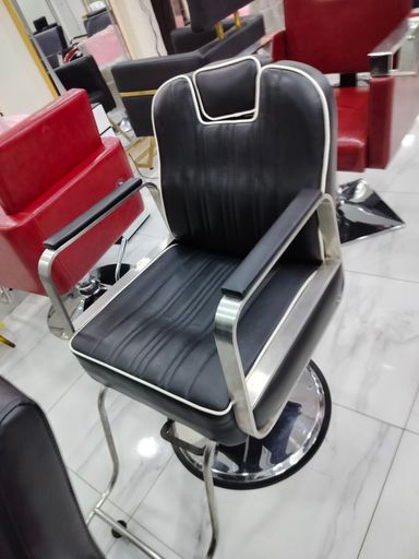 Barber chair (B2027)