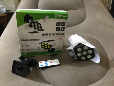 Lampe Solaire + détecteur de mouvement 