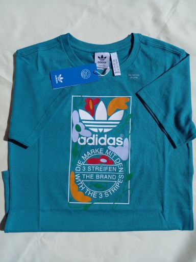 Adidas teens tshirt