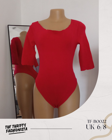 Red Round Neck Simple Short -Sleeved  Bodysuit