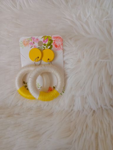 Dinaledi earrings 