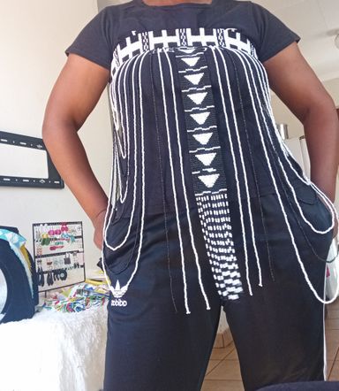 Black and while booby cube beads 