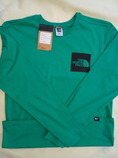 The North Face long sleeve box tshirt