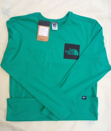 The North Face long sleeve box tshirt