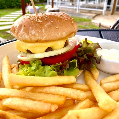 Wagyu Beef Cheese Burger