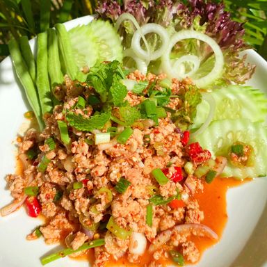 Spicy Minced Meat Salad