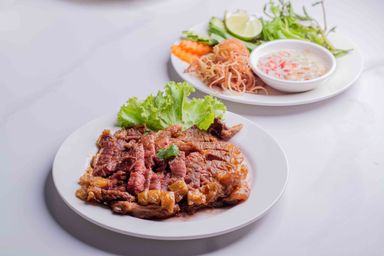 សាច់គោអាំងទឹកប្រហុក