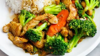 BROCCOLI CHICKEN WHITE RICE 