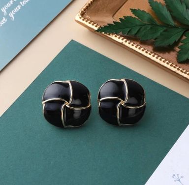 boucles d'oreilles noire