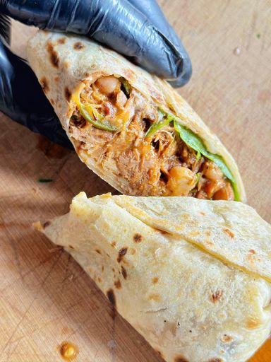 Pulled pork burritos