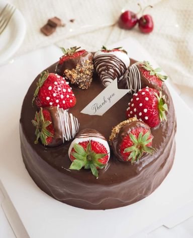 Dark chocolate cake 