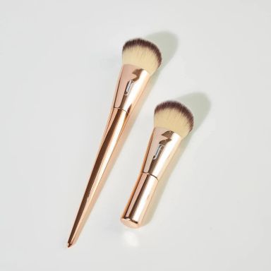 New FF Multitasker Foundation Pro Brush