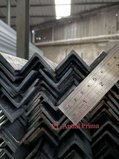 Siku Besi 30x30 grade A  (28x28 tbl 2.5mm)