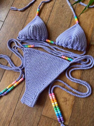 BIKINI EN LAINE AVEC PERLE ET SANS PERLE