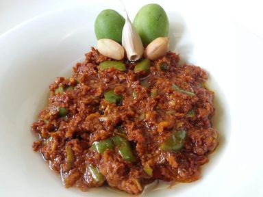 ပန်းခရေ Kitchen_မရမ်းသီးထောင်း