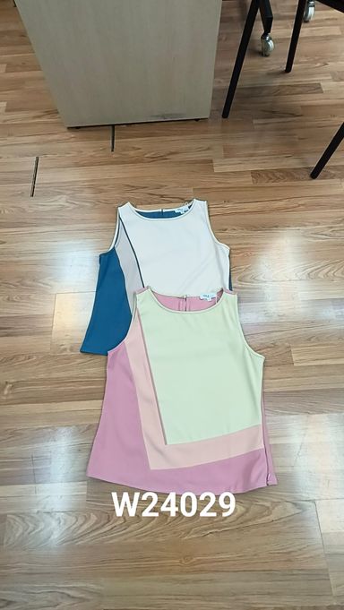 Colour Block Sleeveless Top