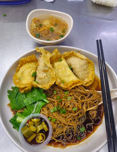 Dry kicap dumpling Noodles 