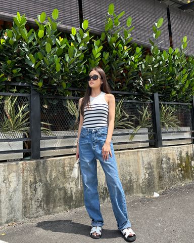 STRIPE HALTER TOP