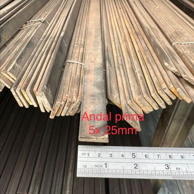 Plat Strip tebal 5mm Panjang 6.0m