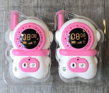 2Pcs Kids His and Hers 300m Transmission Walkie Talkies Set