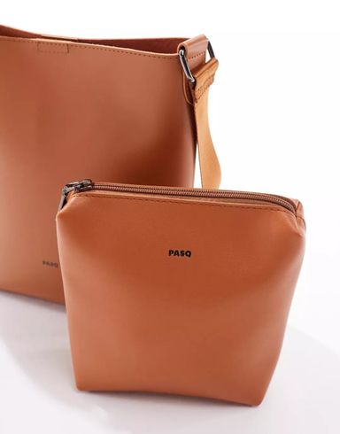 PASQ Shoulder bucket bag in brown