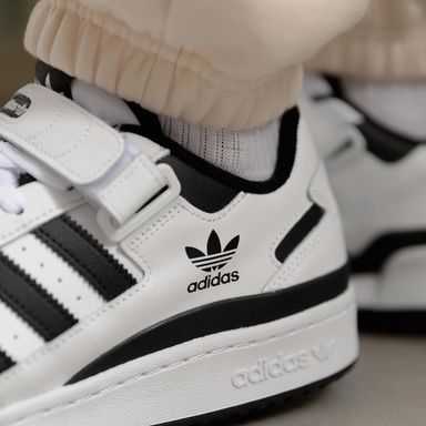 Adidas Forum Low "Black/White"