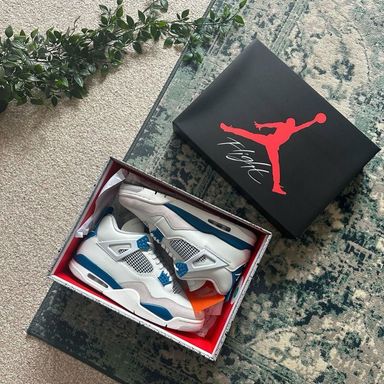 Air Jordan 4 "Industrial Blue"