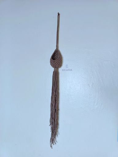 Mini hanging pod