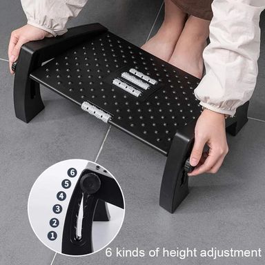 Ergonomic foot rest