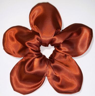 Flower scrunchie 