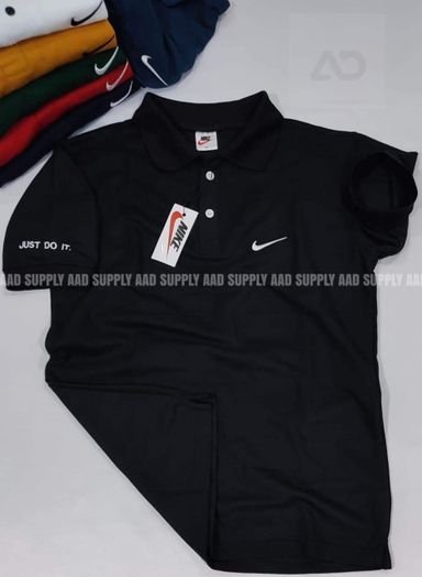 NIKE COLLOR T SHIRT 