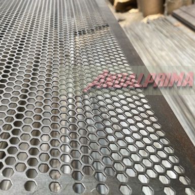 Plat Lubang Besi tbl 1.2mm 4x8 ft (1.20 x 2.40m)