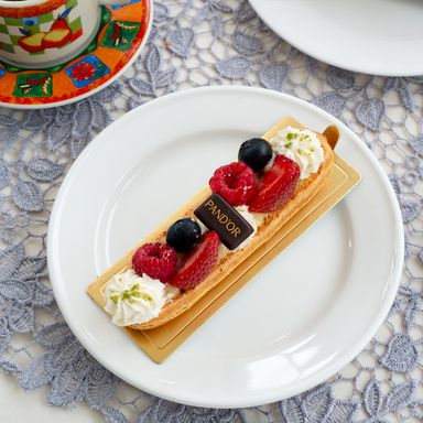 Fruit Éclair