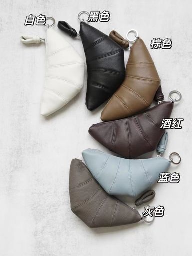 Croissant Coin Purse With Sling 