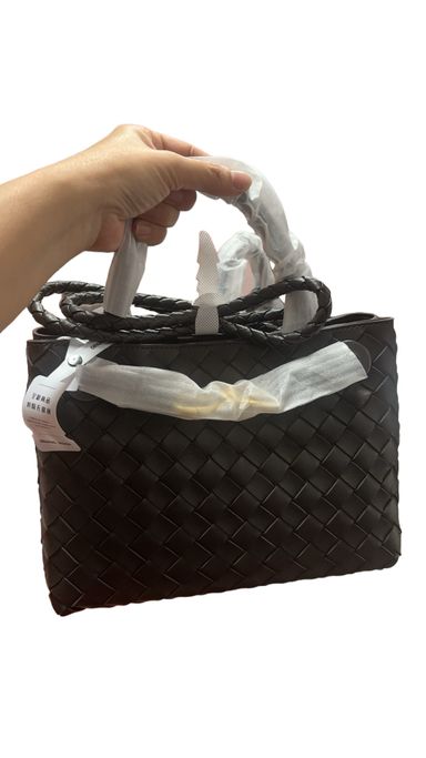 Weave Tote Bag [Infinity Charm]