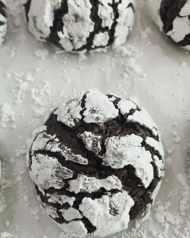 Chocolate Crinkle Cookies