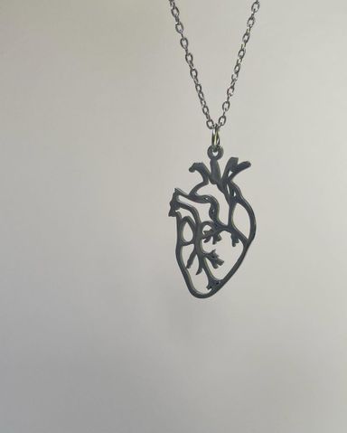 Stainless steel heart necklace 🫀