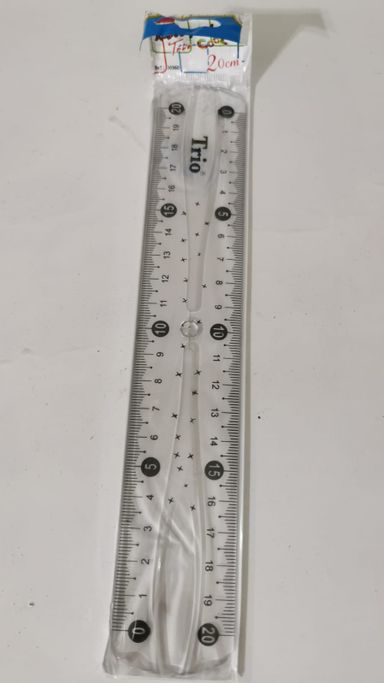 Règle Plastique simple 20 cm