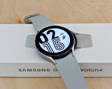 SAMSUNG WATCH 4 R870