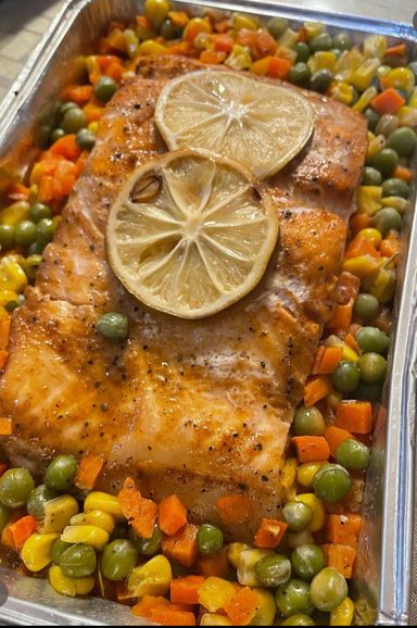 Baked Salmon w/ Mango Chutney Sauce