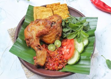 Nasi Ayam Penyet