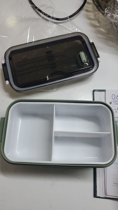 3 Grid Lunch Box