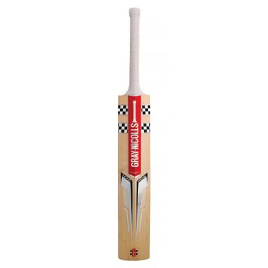 Nova Players Bat