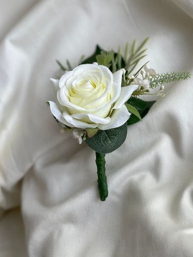 BOUTONNIERE