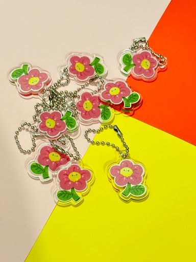 Cute flower keychain 