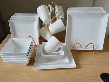 24pc Ceramic Dinner Set