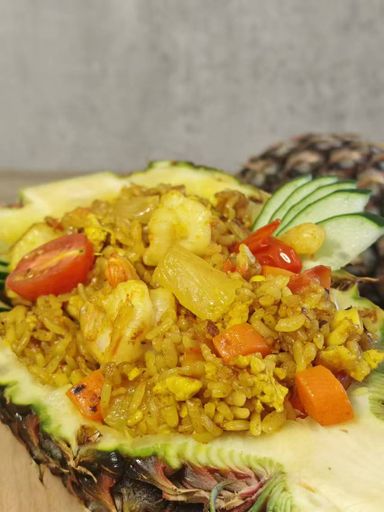 Pineapple fried rice