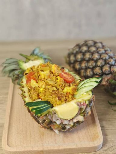 Pineapple fried rice