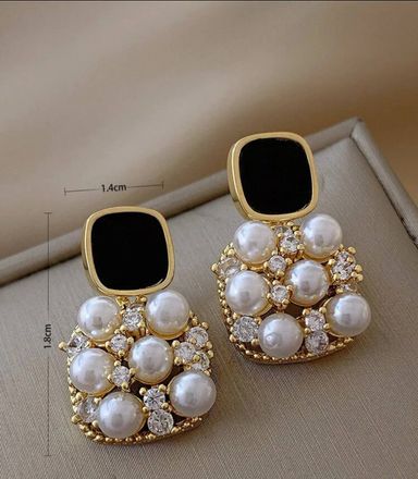 Pearl Decor Drop earring